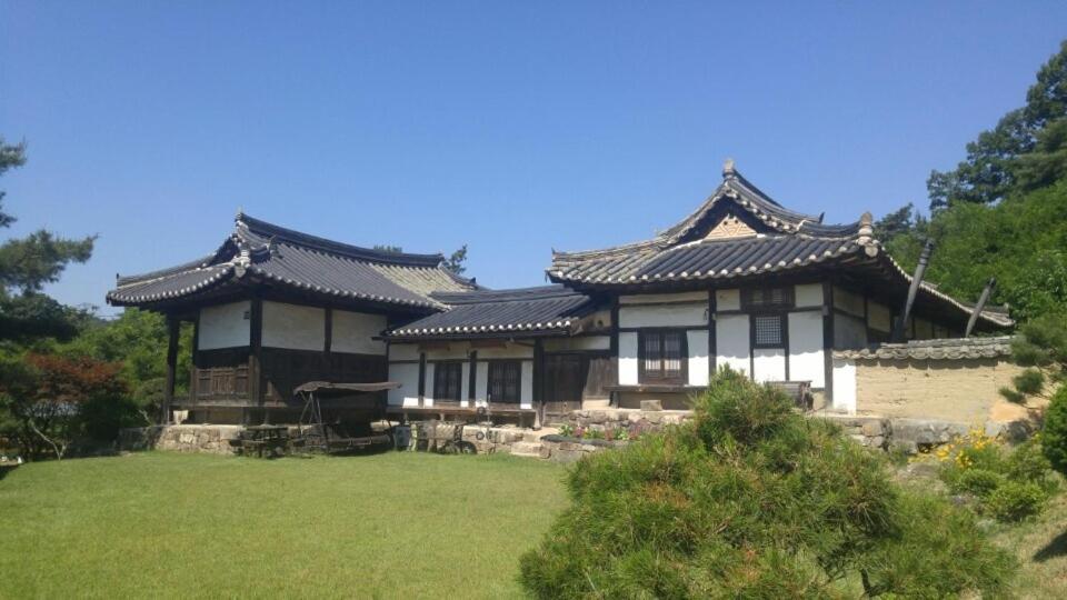 Ahndong Kimjongtaek Yangsodang Andong Exterior photo