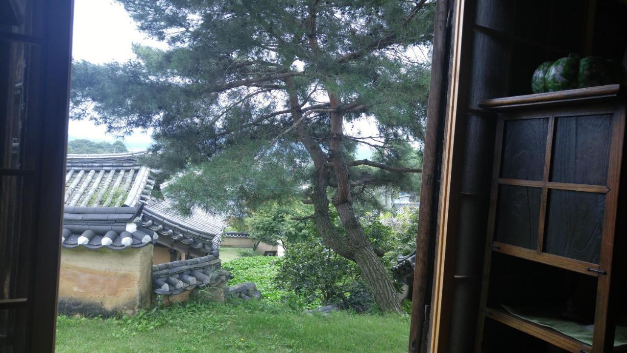 Ahndong Kimjongtaek Yangsodang Andong Exterior photo